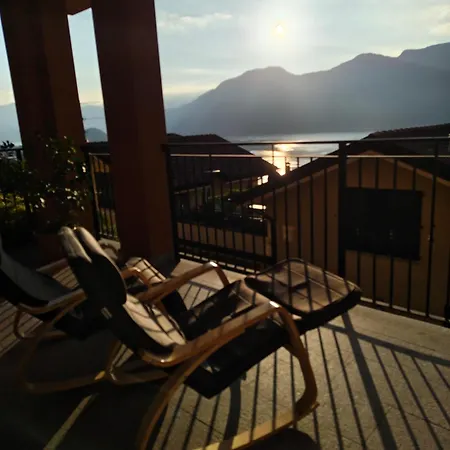 Bella Casa Con Vista Panoramica * Colonno